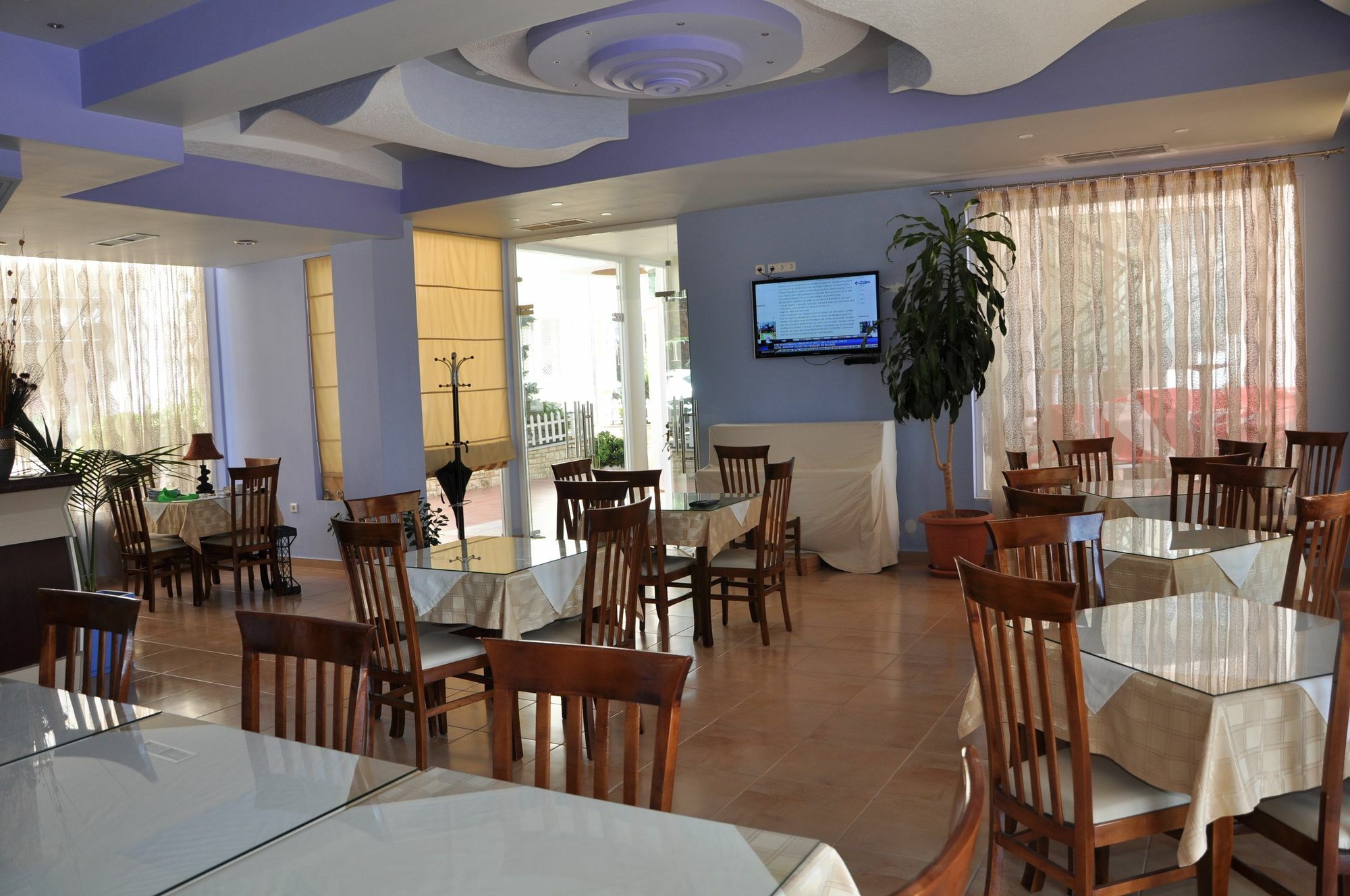 Hotel Maestral Saranda Extérieur photo